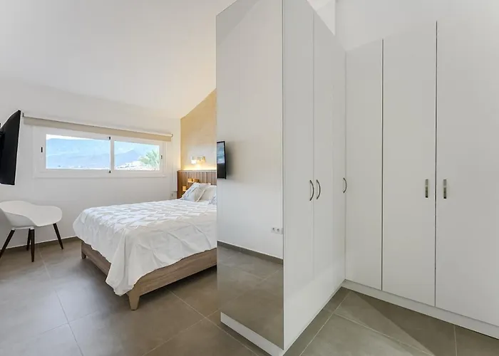 Superb Ocean View With Private Pool - Chiara Tenerife Villa